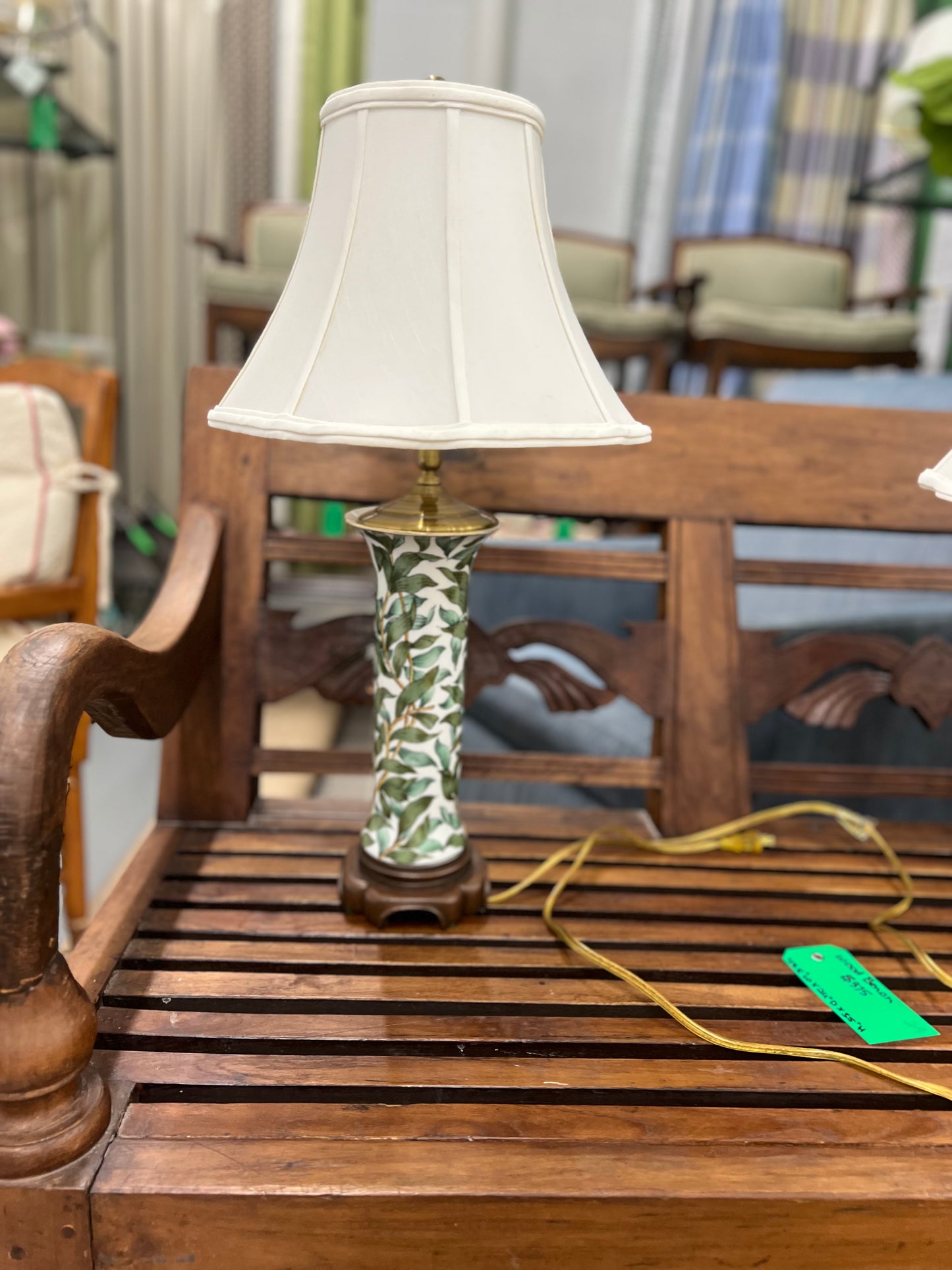 Green Leaf Lamp