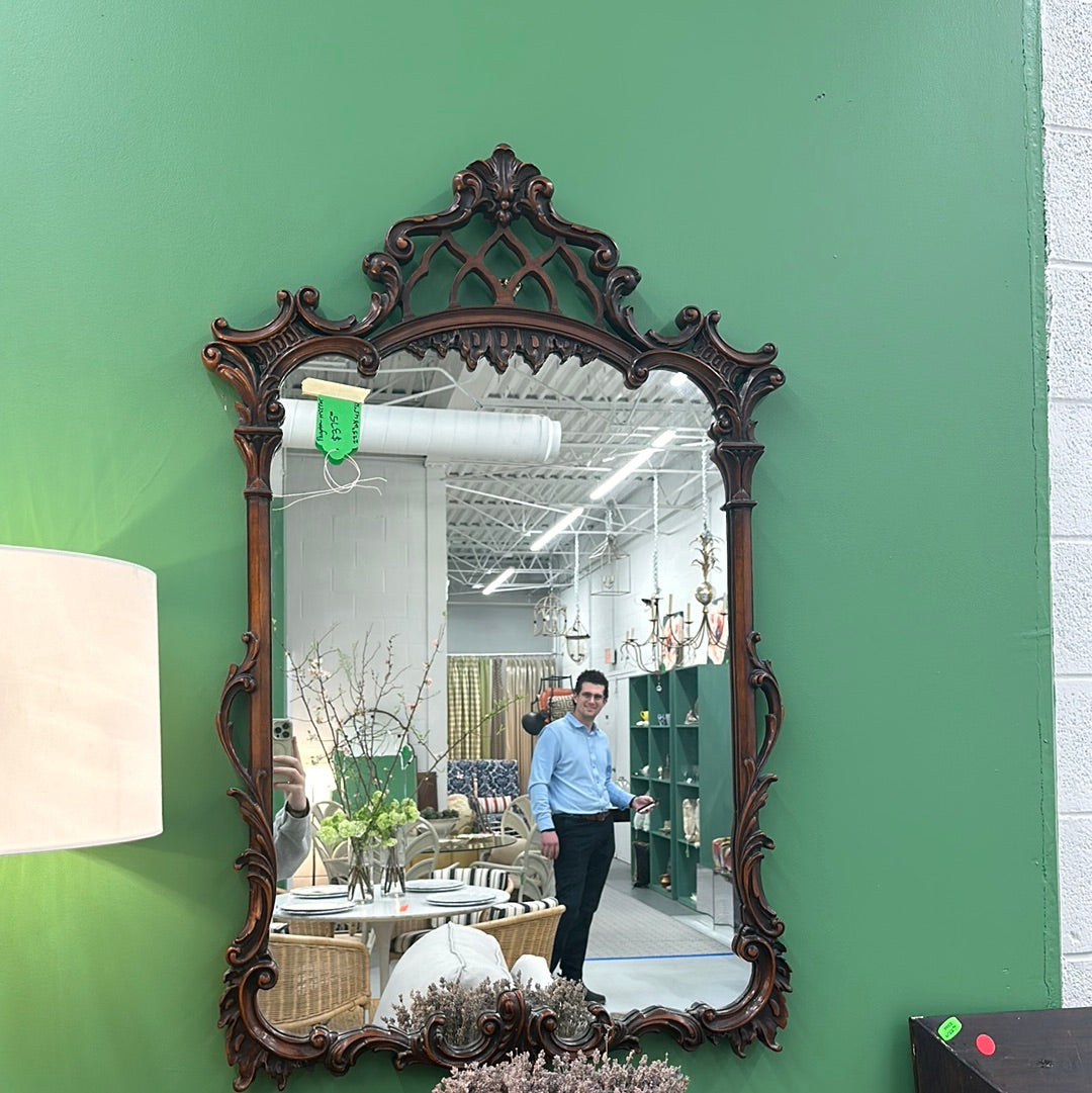 Pagota Mirror