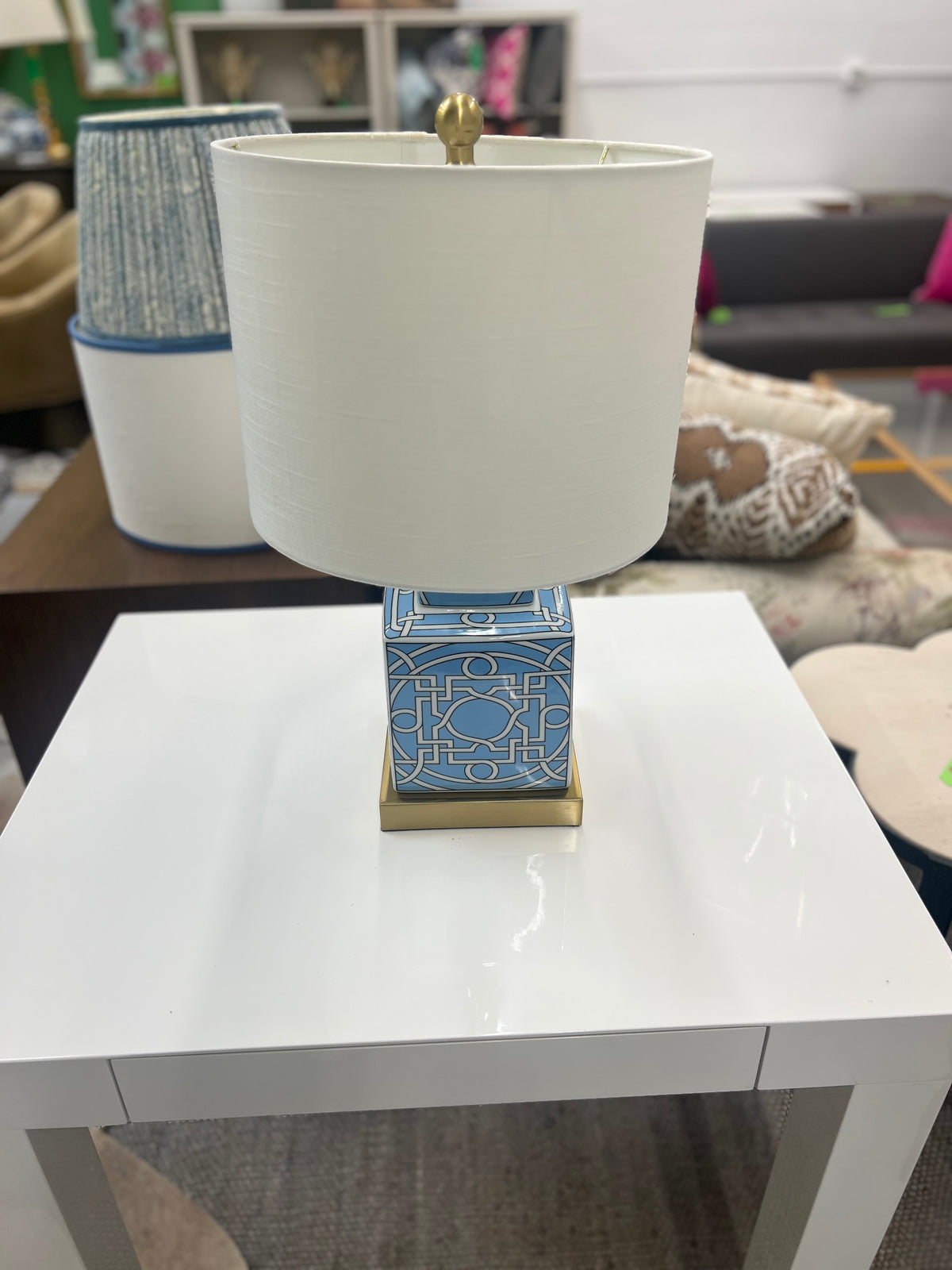 Light Blue Lattice Lamp