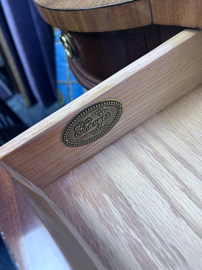 Karges Kidney Shaped