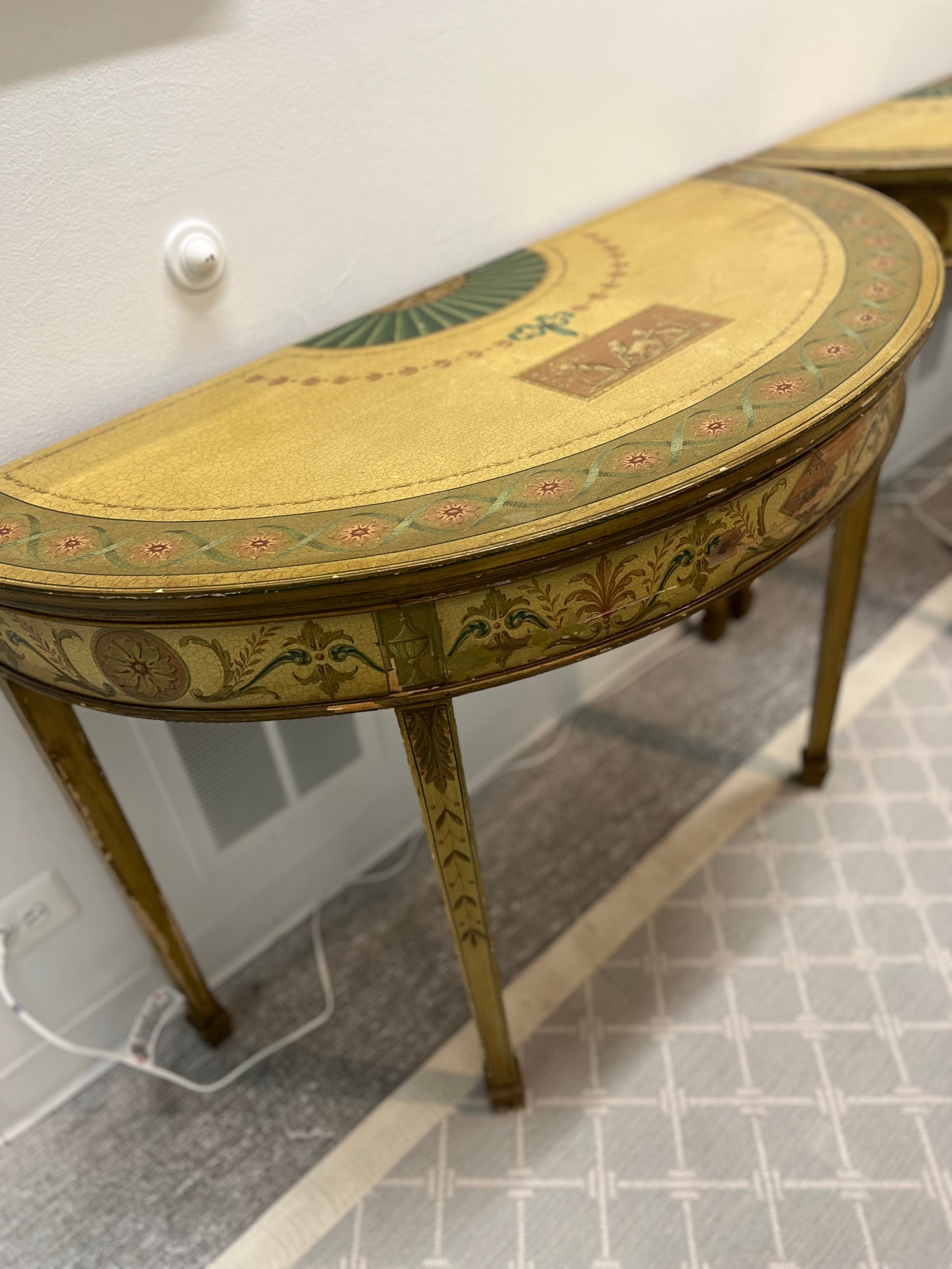 Adams Style Demilune