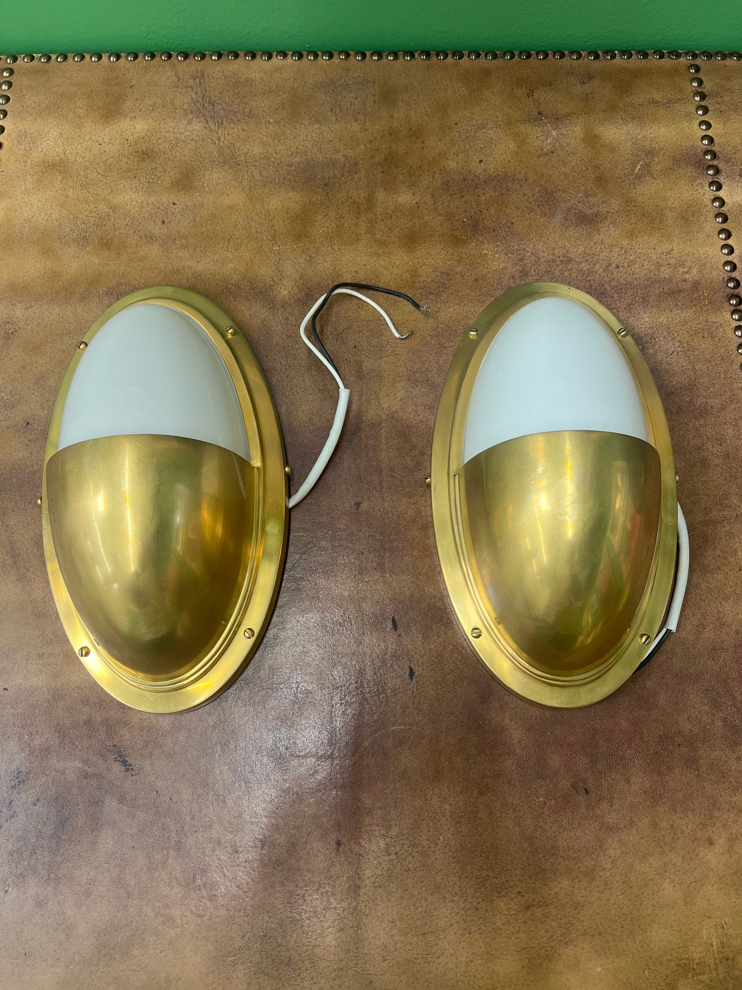 O’Brien Oval Sconce