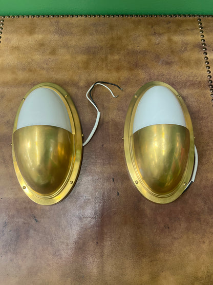 O’Brien Oval Sconce