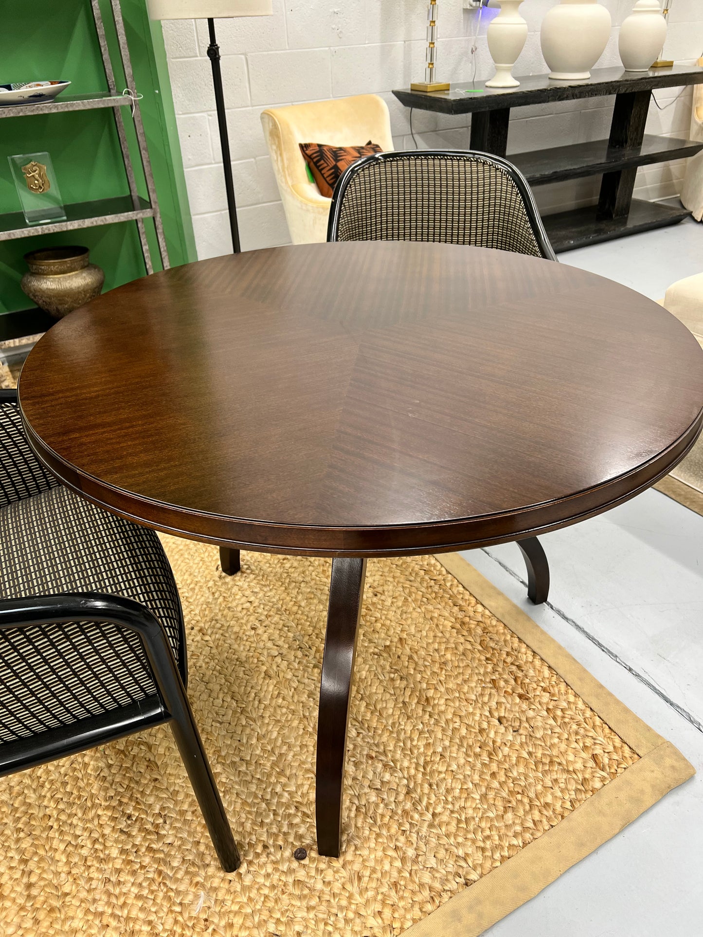 Hickory Chair Pedestal Cocktail Table