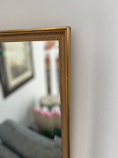Simple Gold Wall Mirror