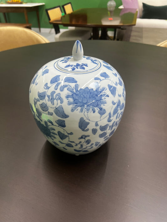 Chinese Blue White Porcelain Chrysanthemum Ginger Jar Mantle Urn