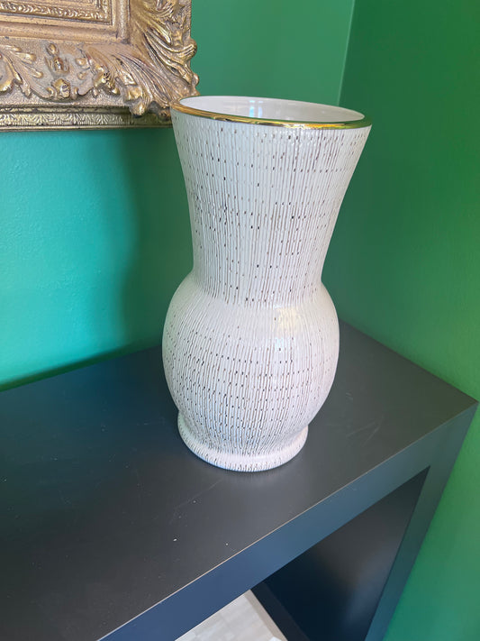 Aarin  White Vase
